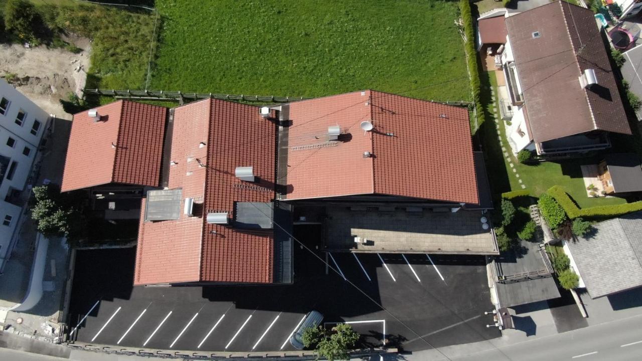 Alpen Gasthof Apartments Hohe Burg Trins Exteriör bild