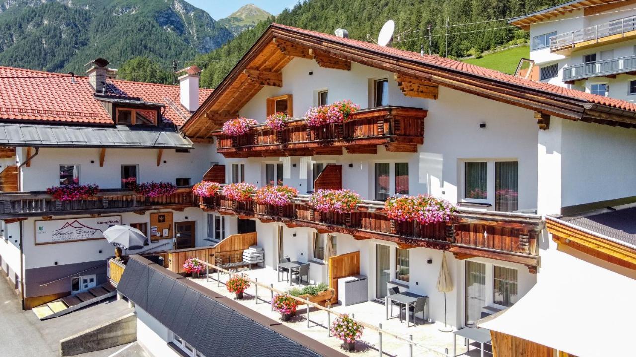 Alpen Gasthof Apartments Hohe Burg Trins Exteriör bild